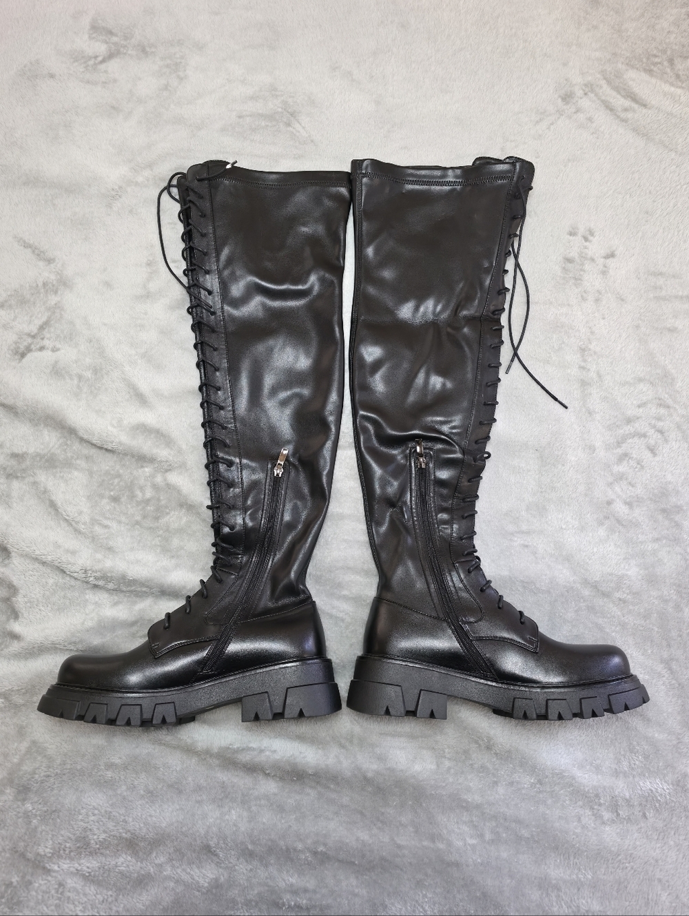CouieCuies Black Knee High Lace-Up Boots Size 9.5 Chunky Sole Stretch Tall Boots